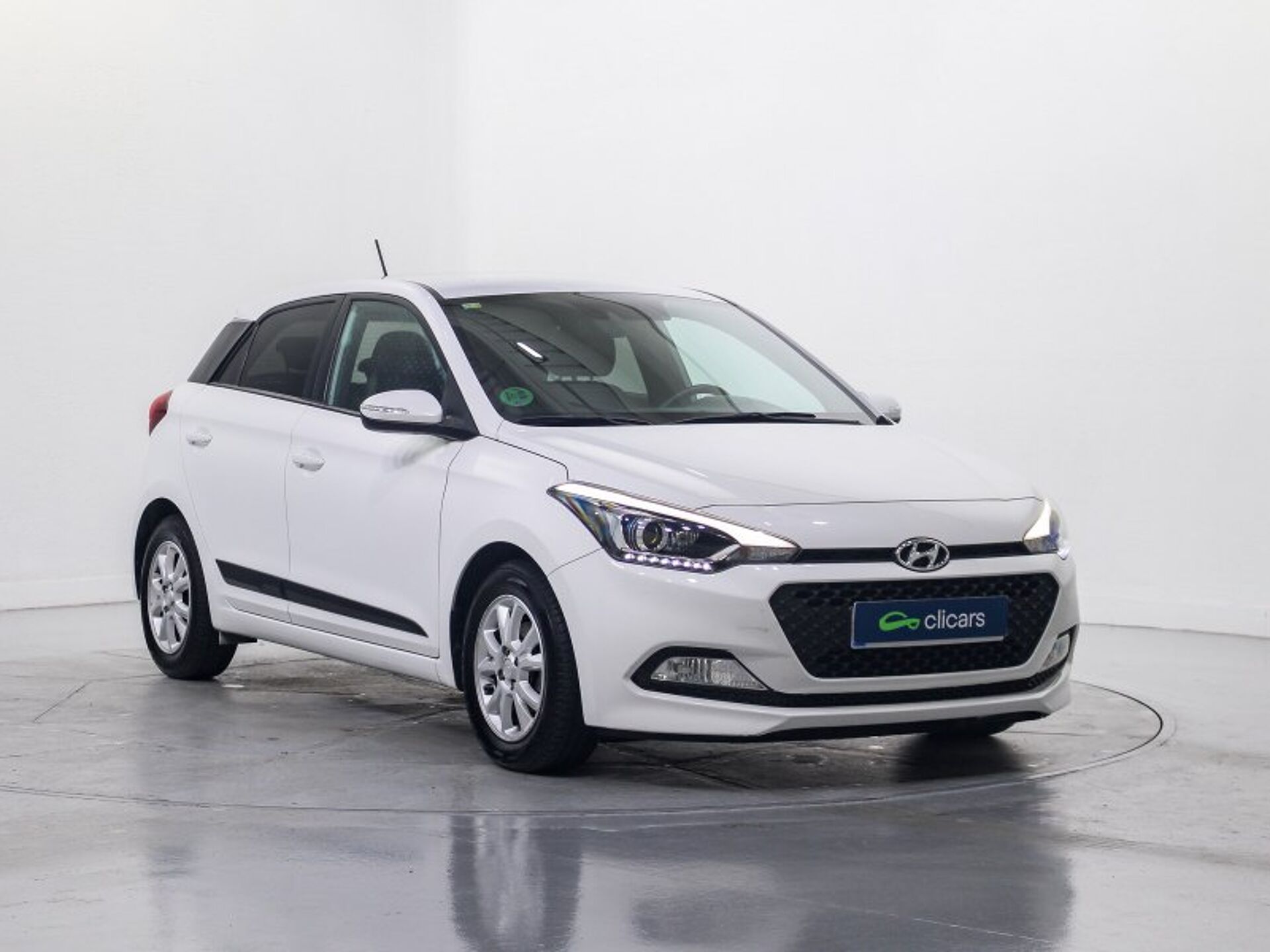 Imagen 3 de HYUNDAI i20