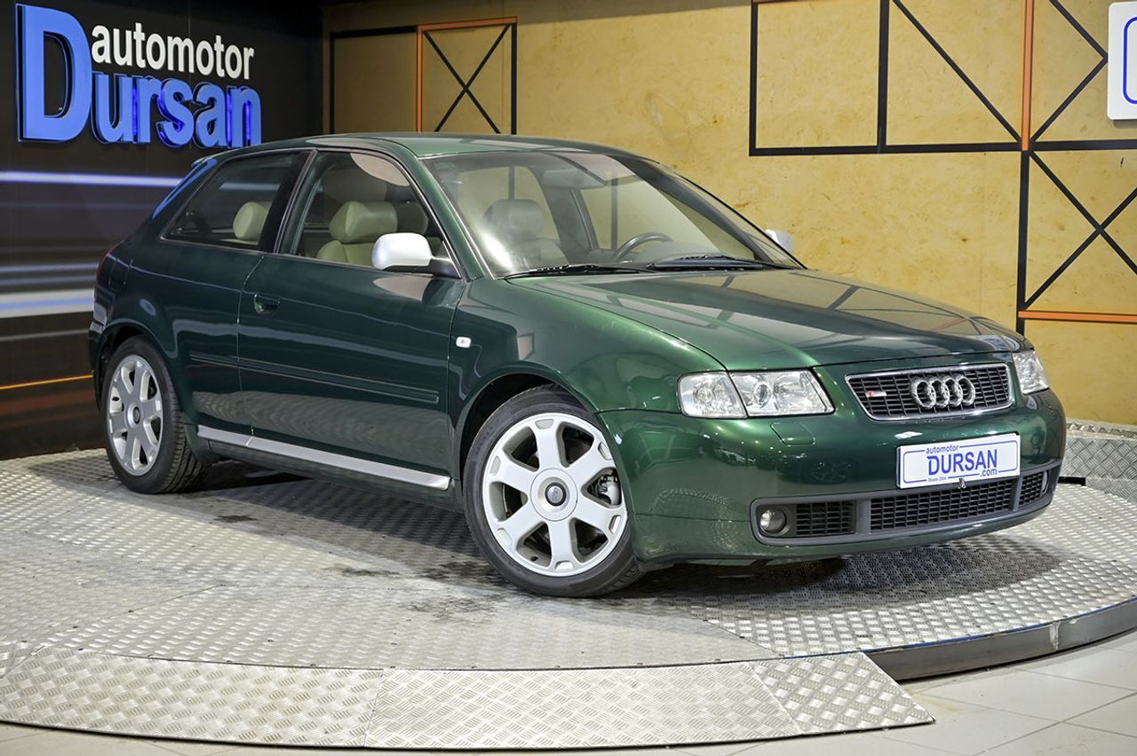 Foto del AUDI A3 S3 1.8 T quattro