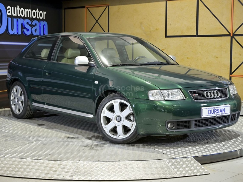 Foto del AUDI A3 S3 1.8 T quattro