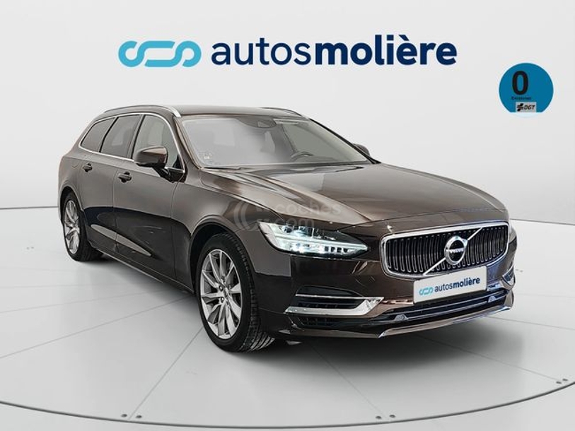 Foto del VOLVO V90 T8 Momentum Twin AWD