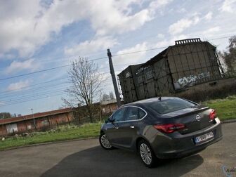 Imagen de OPEL Astra ST 1.4T Excellence