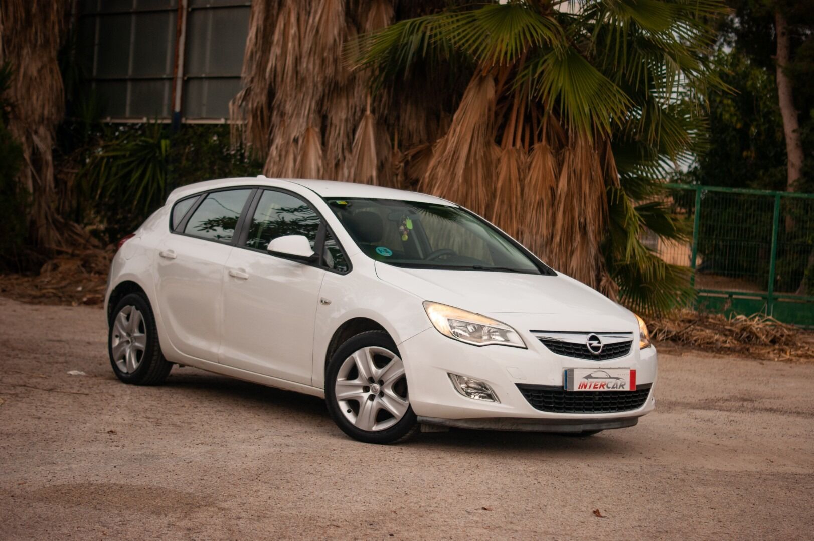 OPEL Astra (1.4 Essentia) en Murcia