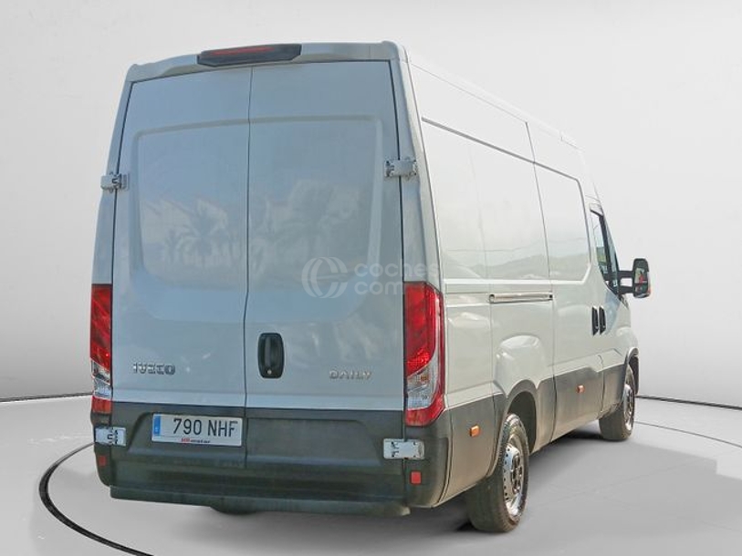 Foto del IVECO Daily Furgón 35S14 V 3520 H2 10.8 136