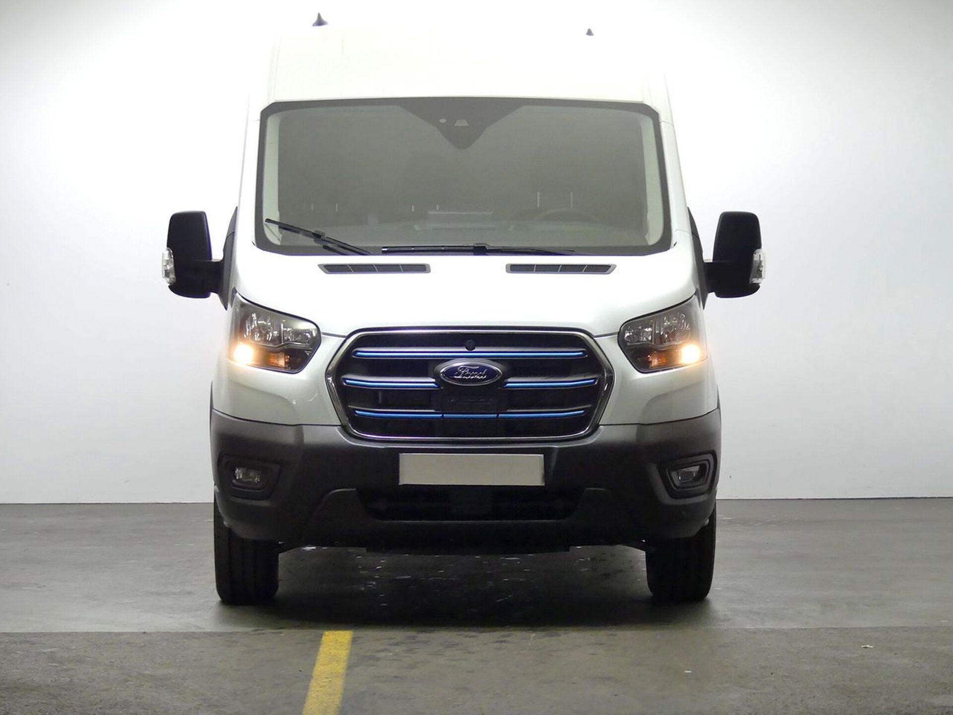 Imagen 2 de FORD Transit