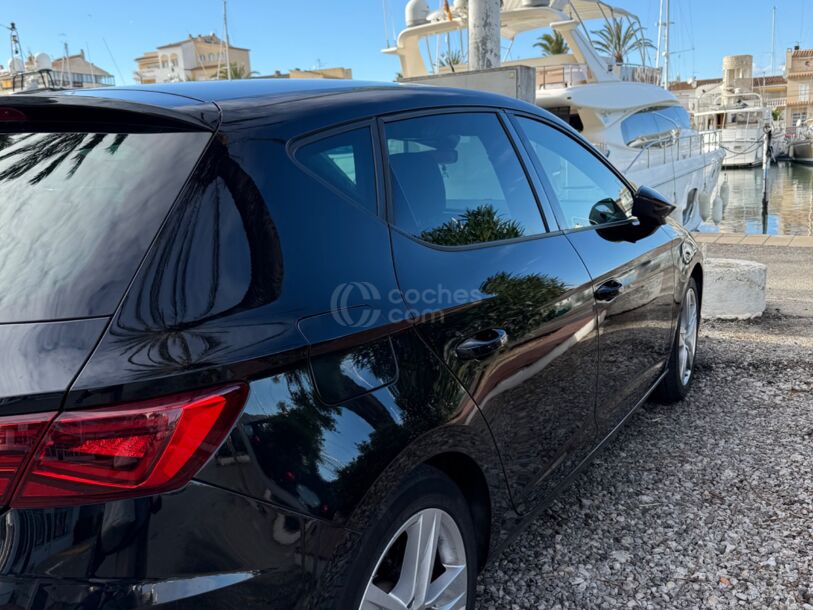 Foto del SEAT León 2.0TDI CR S&S FR Fast Edition DSG7 150