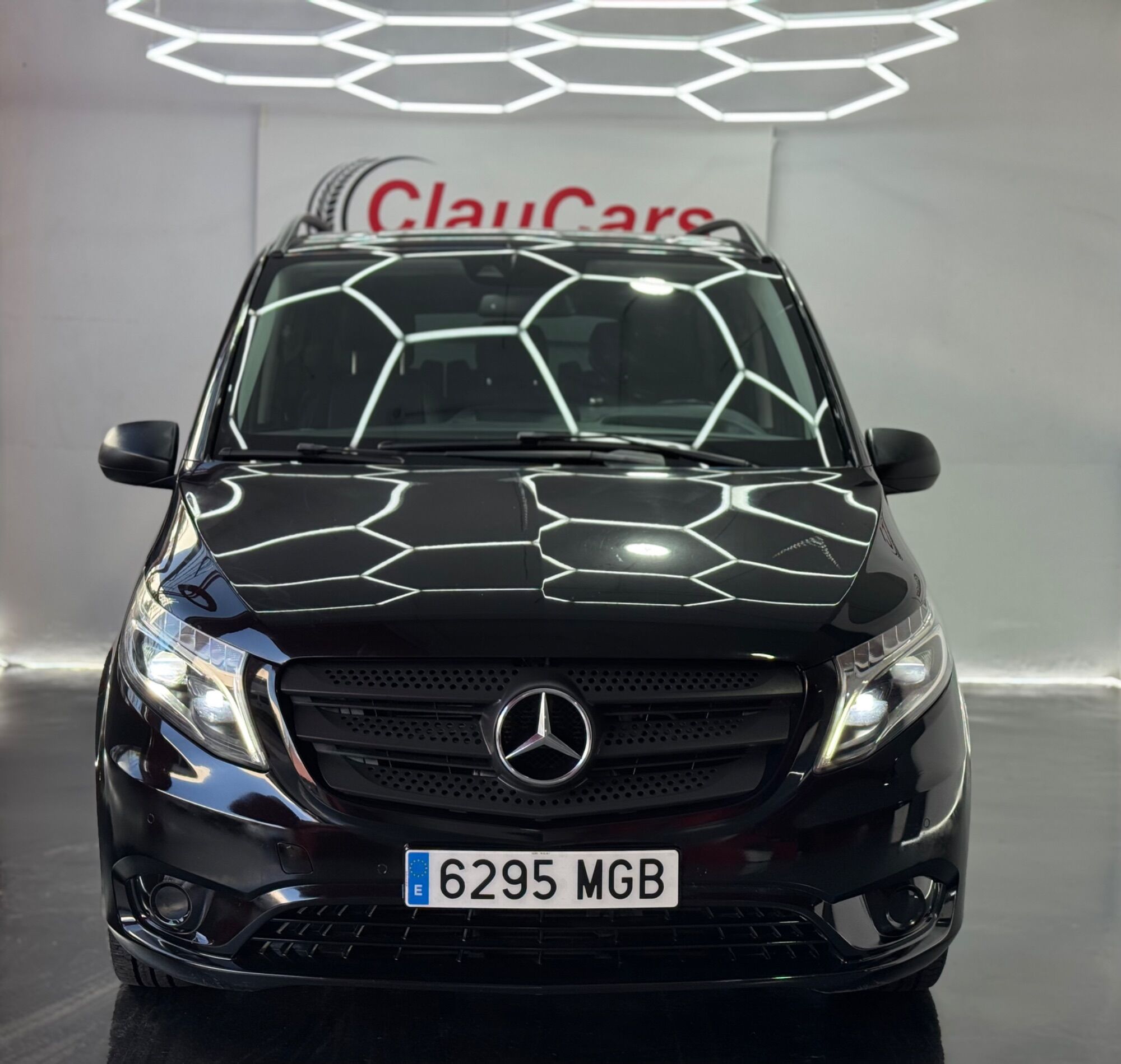 Foto del MERCEDES Vito Furgón 116CDI Larga