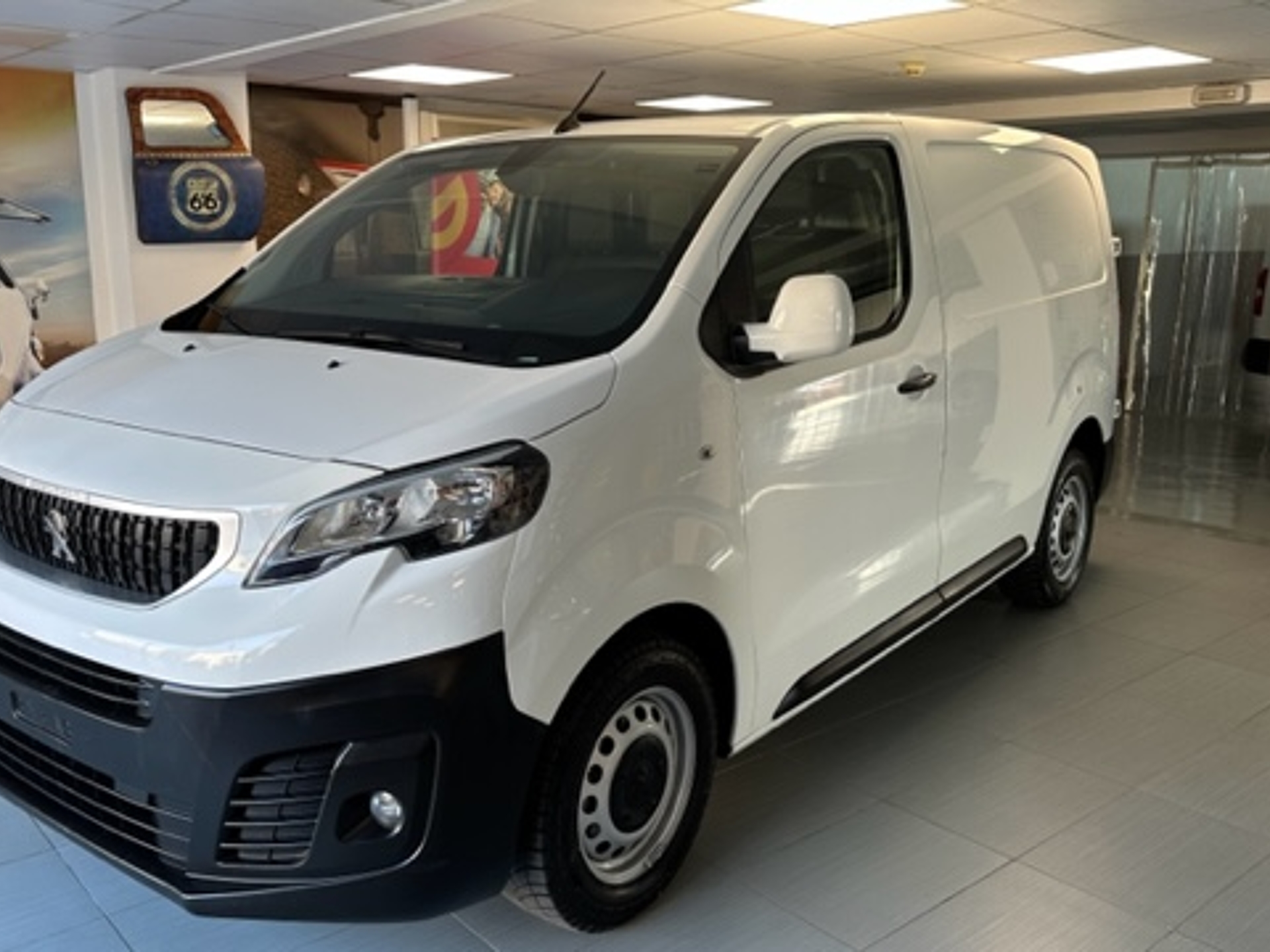 Imagen de PEUGEOT Expert