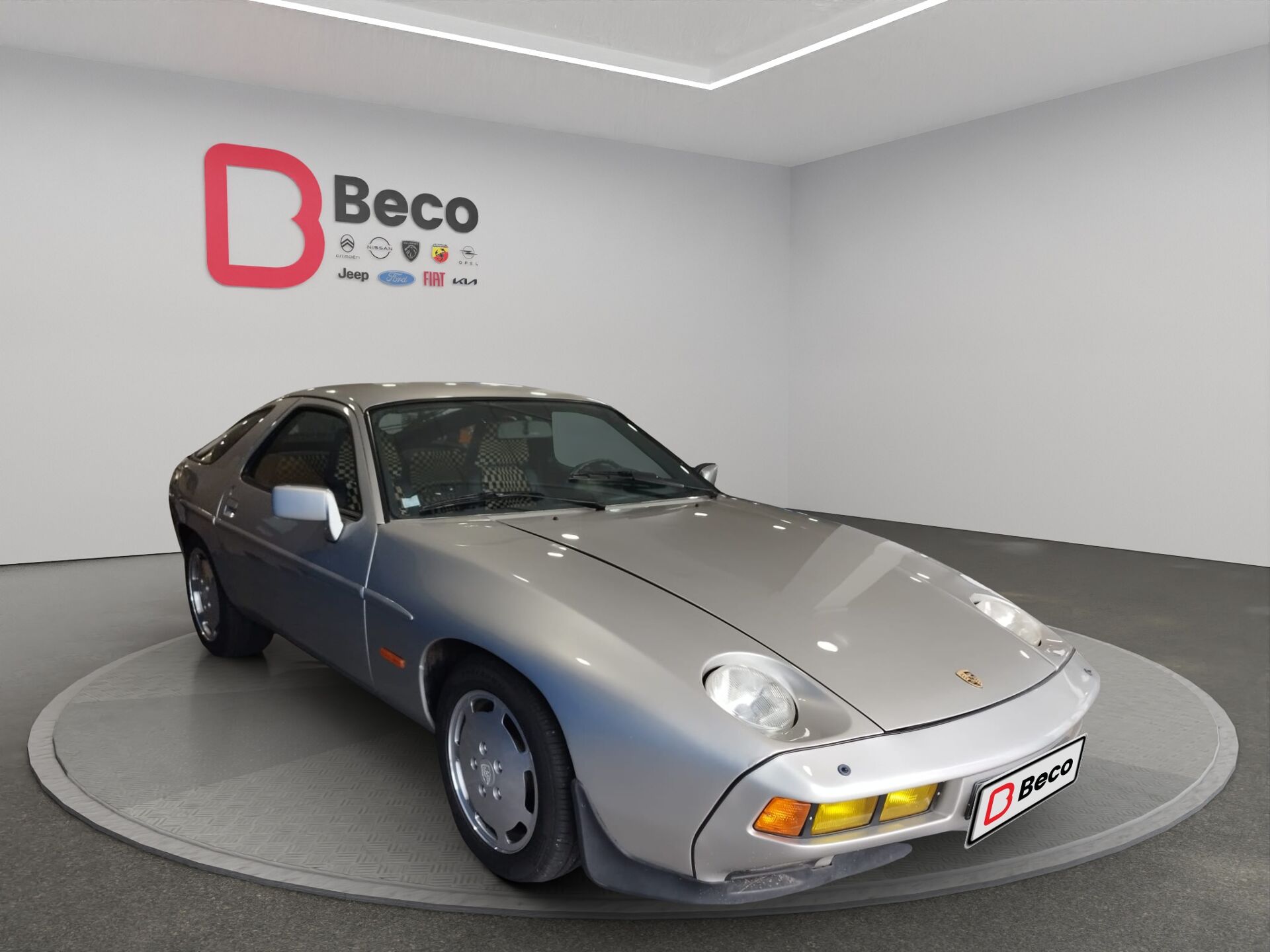Imagen 2 de PORSCHE 928
