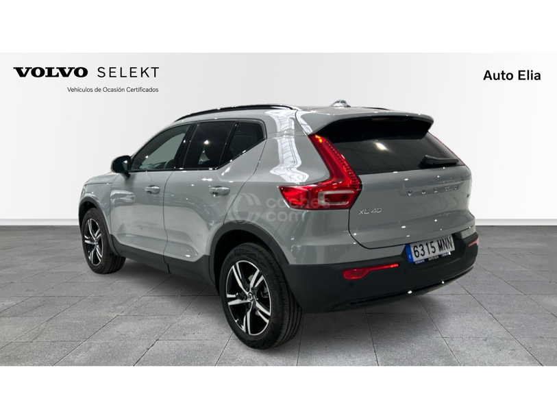Foto del VOLVO XC40 T2 Plus Dark Aut.