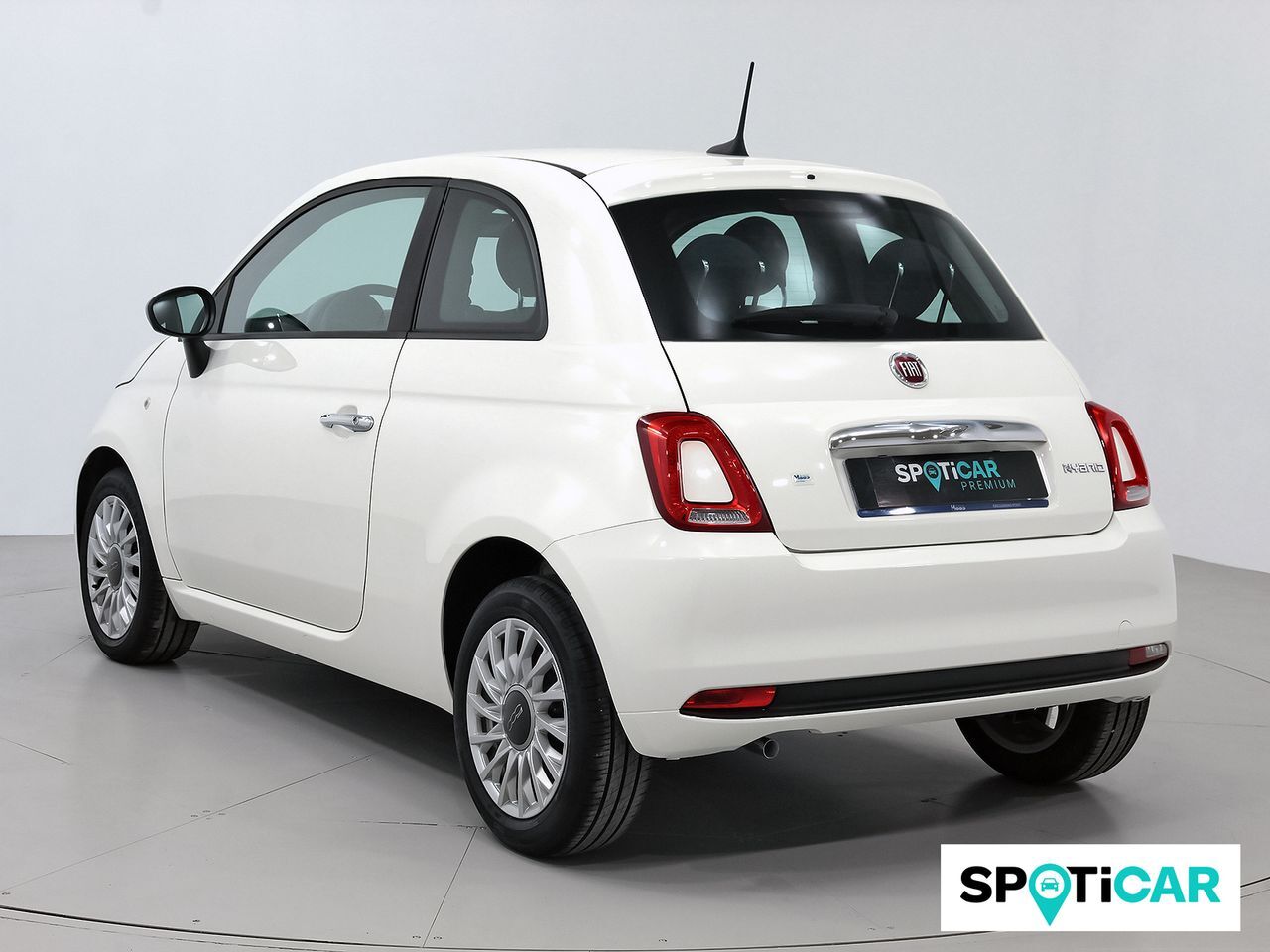 Foto del FIAT 500 1.0 Hybrid Cult 52kW