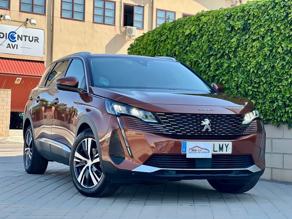 PEUGEOT 5008 (2.0BlueHDi S&S Allure Pack EAT8 180) en Madrid