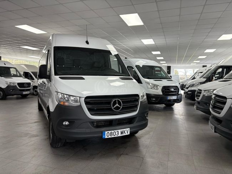 Foto del MERCEDES Sprinter Furgón 315CDI Medio T.E. tD