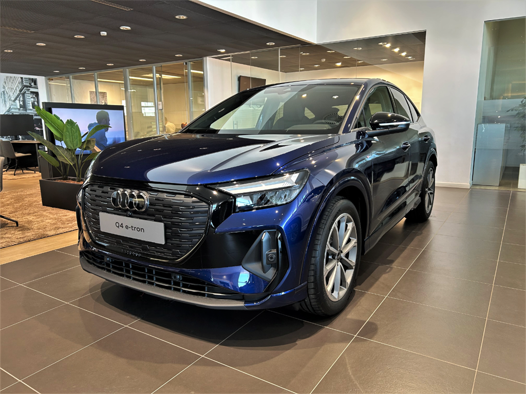 AUDI Q4 e-tron (Black line edition 45 e-tron 210kW 82kWh) en Castellón