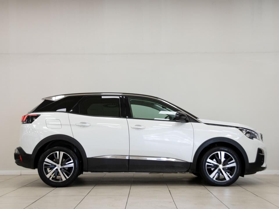 Foto del PEUGEOT 3008 1.2 S&S PureTech Allure EAT6 130