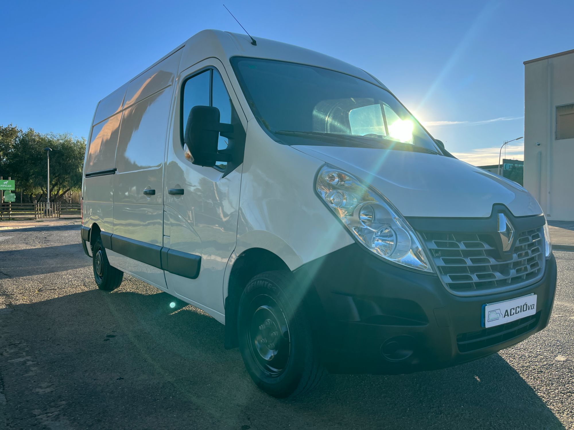 Foto del RENAULT Master Fg. dCi 95kW T L2H2 3300