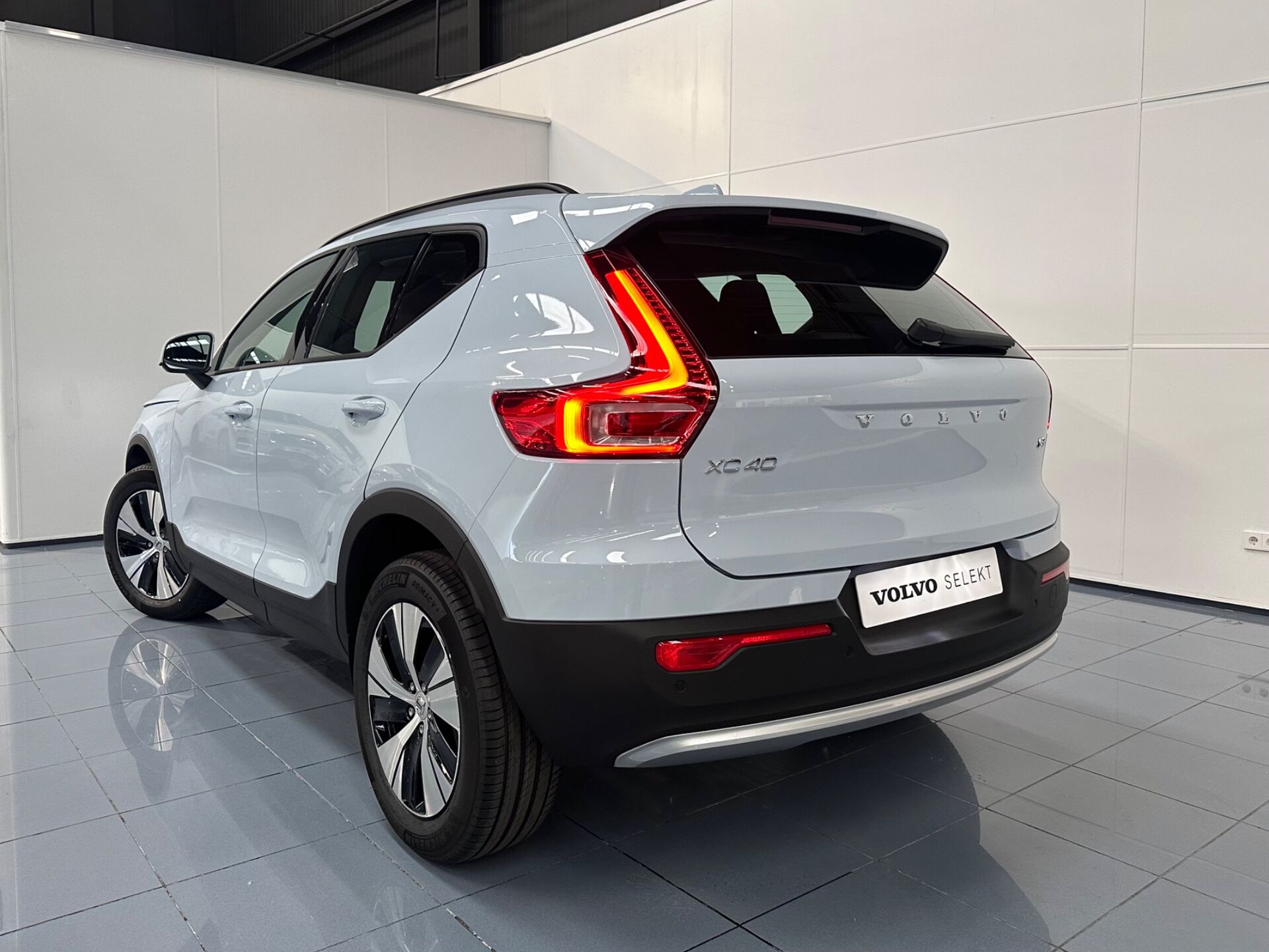 Imagen 3 de VOLVO XC40