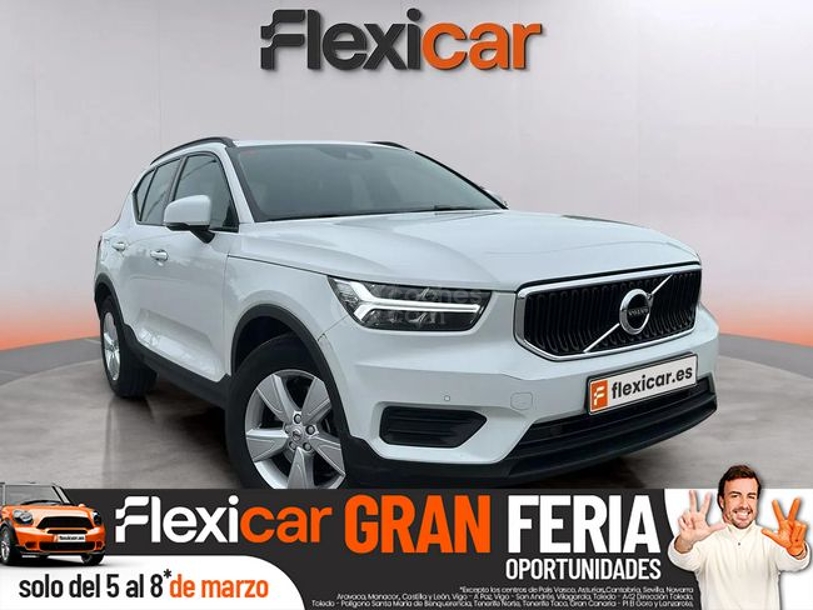 Foto del VOLVO XC40 T2 Momentum Core
