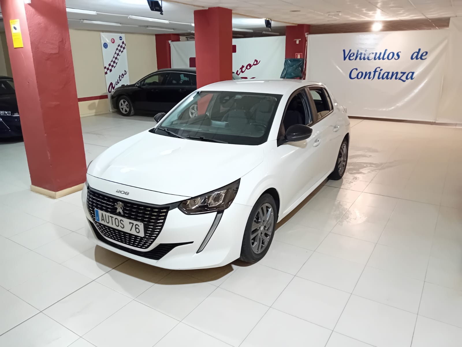 PEUGEOT 208 (1.5 BlueHDi S&S Active 100) en Badajoz