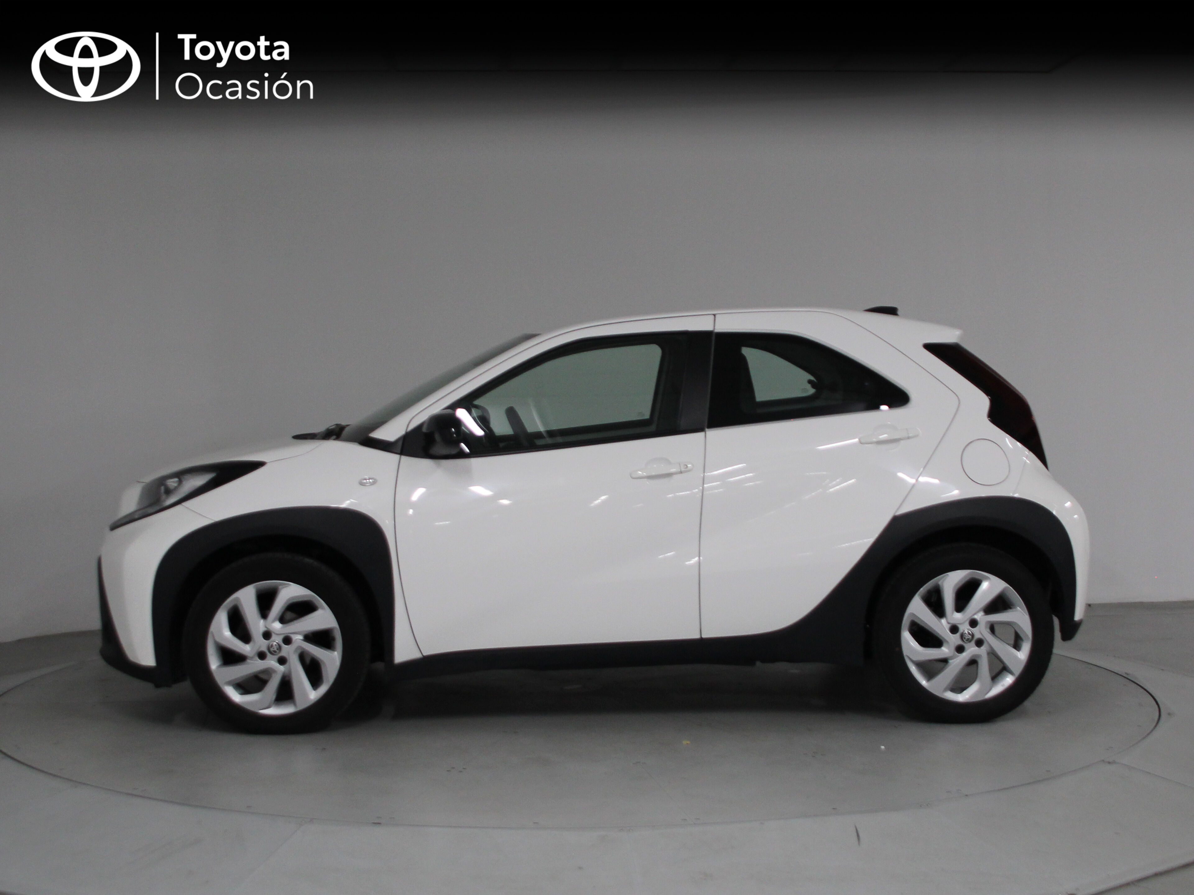 Foto del TOYOTA Aygo X Cross Play