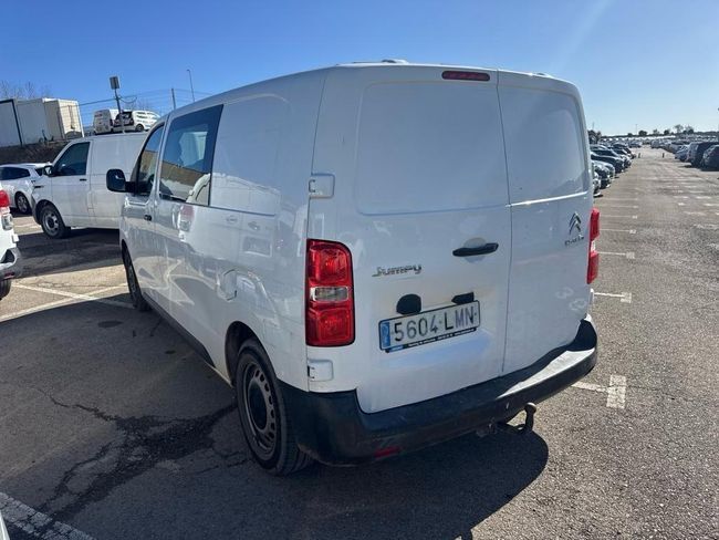 Foto del CITROEN Jumpy Combi 1.5 BlueHDI Talla M Confort 120 S&S