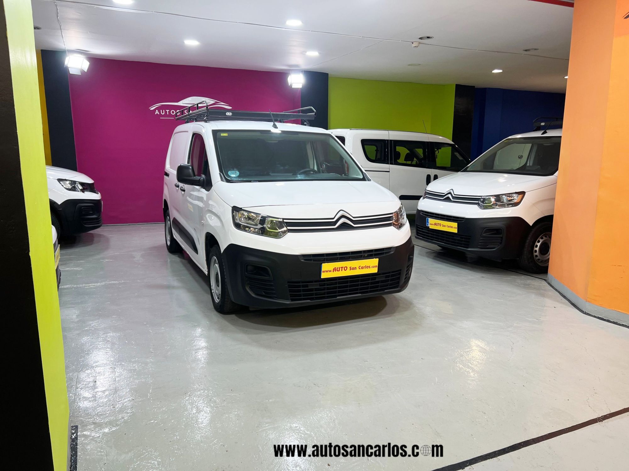 CITROEN Berlingo (Van BlueHDi S&S Talla M Driver 100) en Barcelona