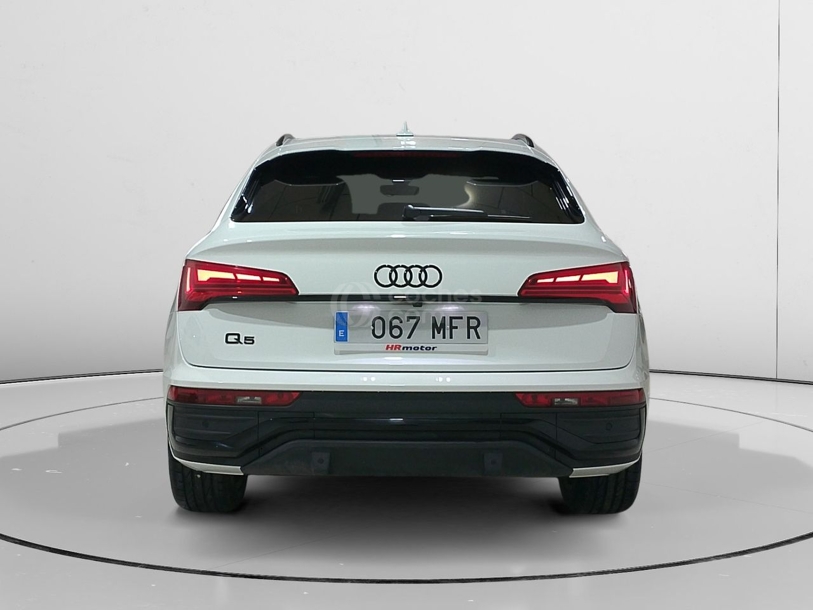Foto del AUDI Q5 35 TDI Black line S tronic