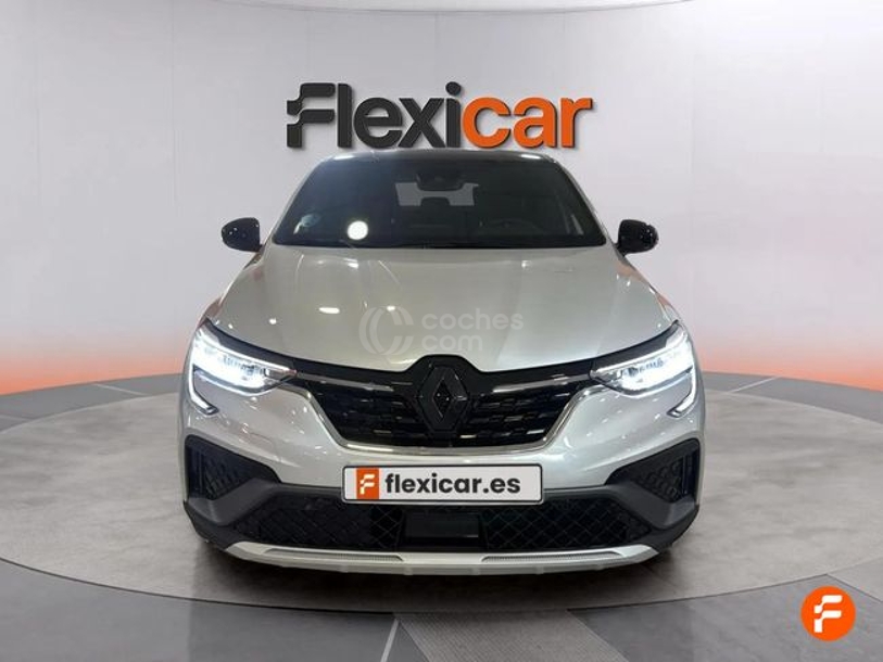 Foto del RENAULT Arkana 1.6 E-Tech Zen 105kW