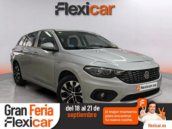 FIAT Tipo (SW 1.3 Multijet 70kW (95CV) Mirror) en Barcelona