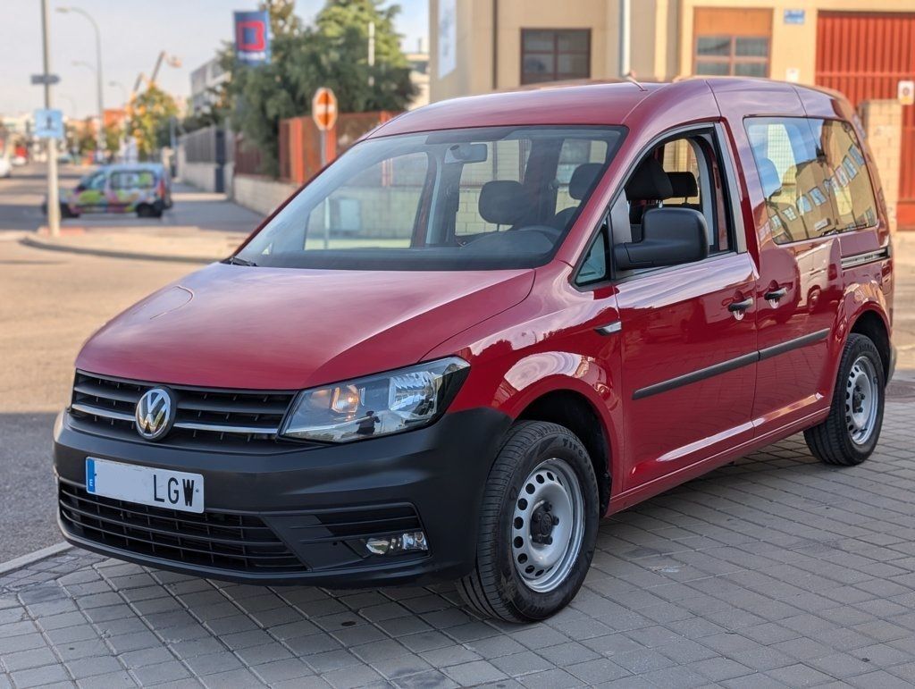 VOLKSWAGEN Caddy (2.0TDI Kombi 75kW) en Madrid