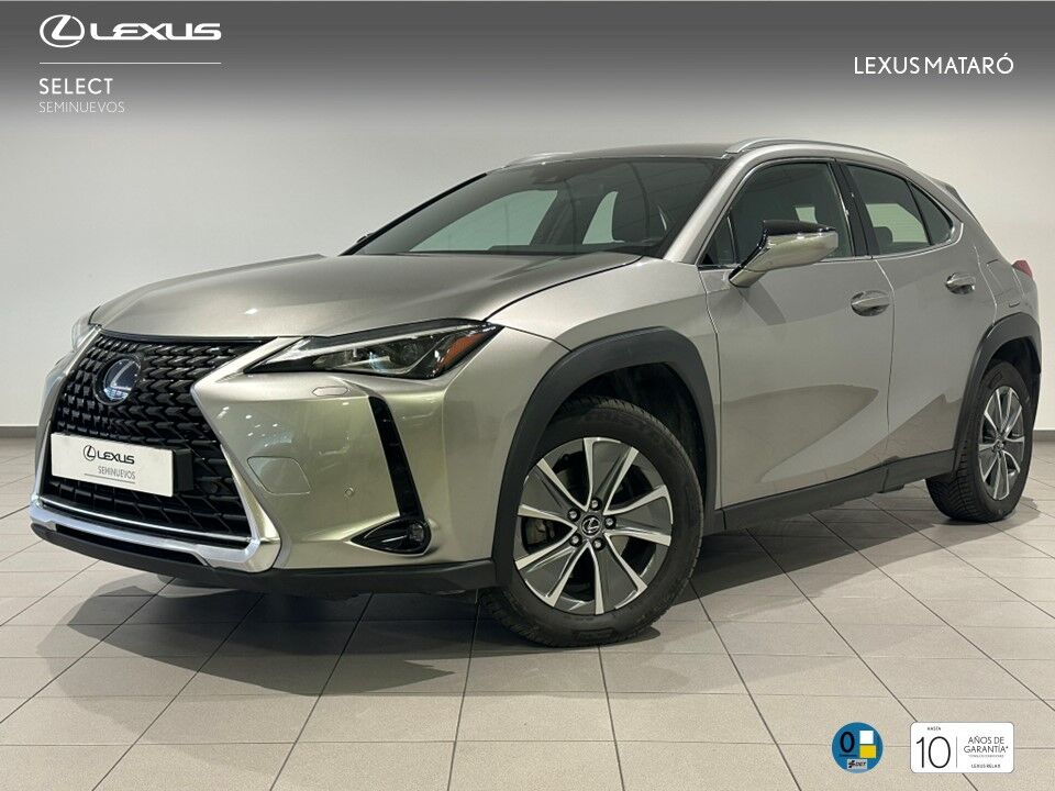LEXUS UX (BEV 54.3KWH 300E BUSINESS 204 5P TITANIUM) en Barcelona