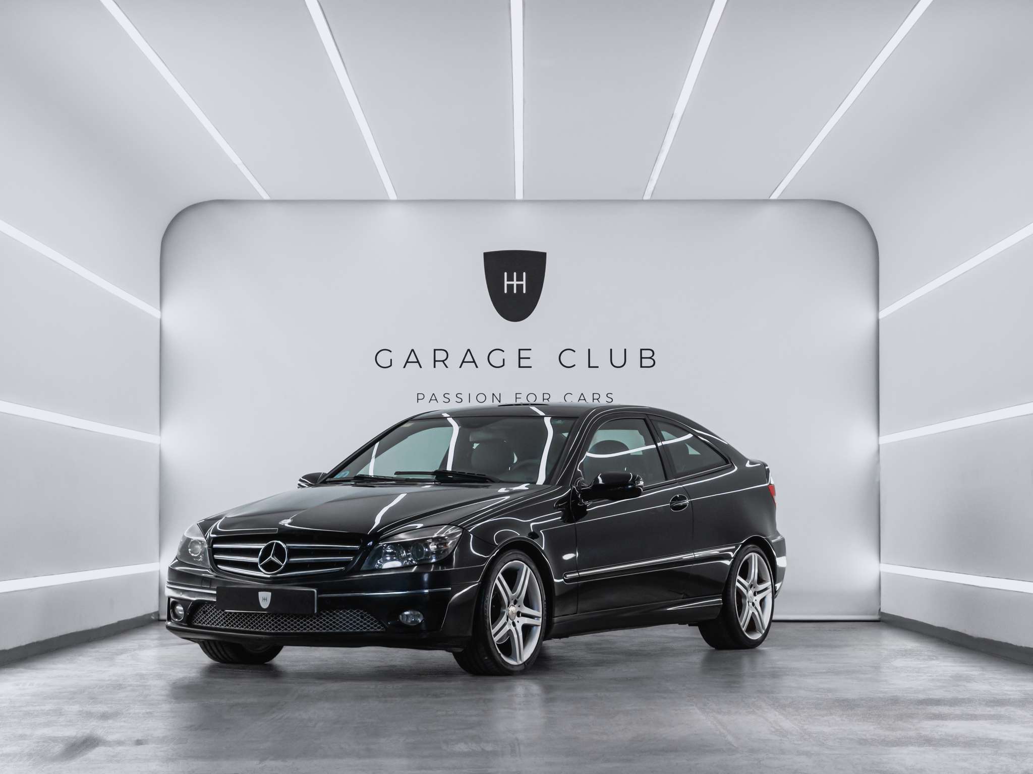 MERCEDES Clase CLC (CLC 200 K) en Barcelona