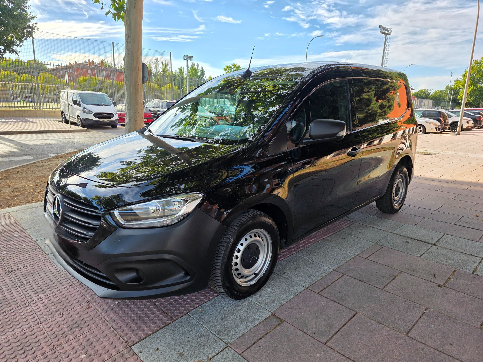 MERCEDES Citan (Furgón 110CDI Largo Base) en Madrid