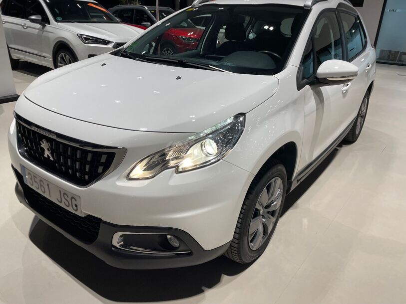 Foto del PEUGEOT 2008 1.2 PureTech Active 82