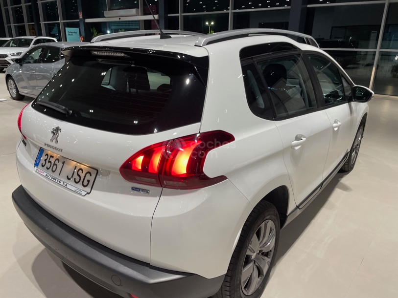 Foto del PEUGEOT 2008 1.2 PureTech Active 82