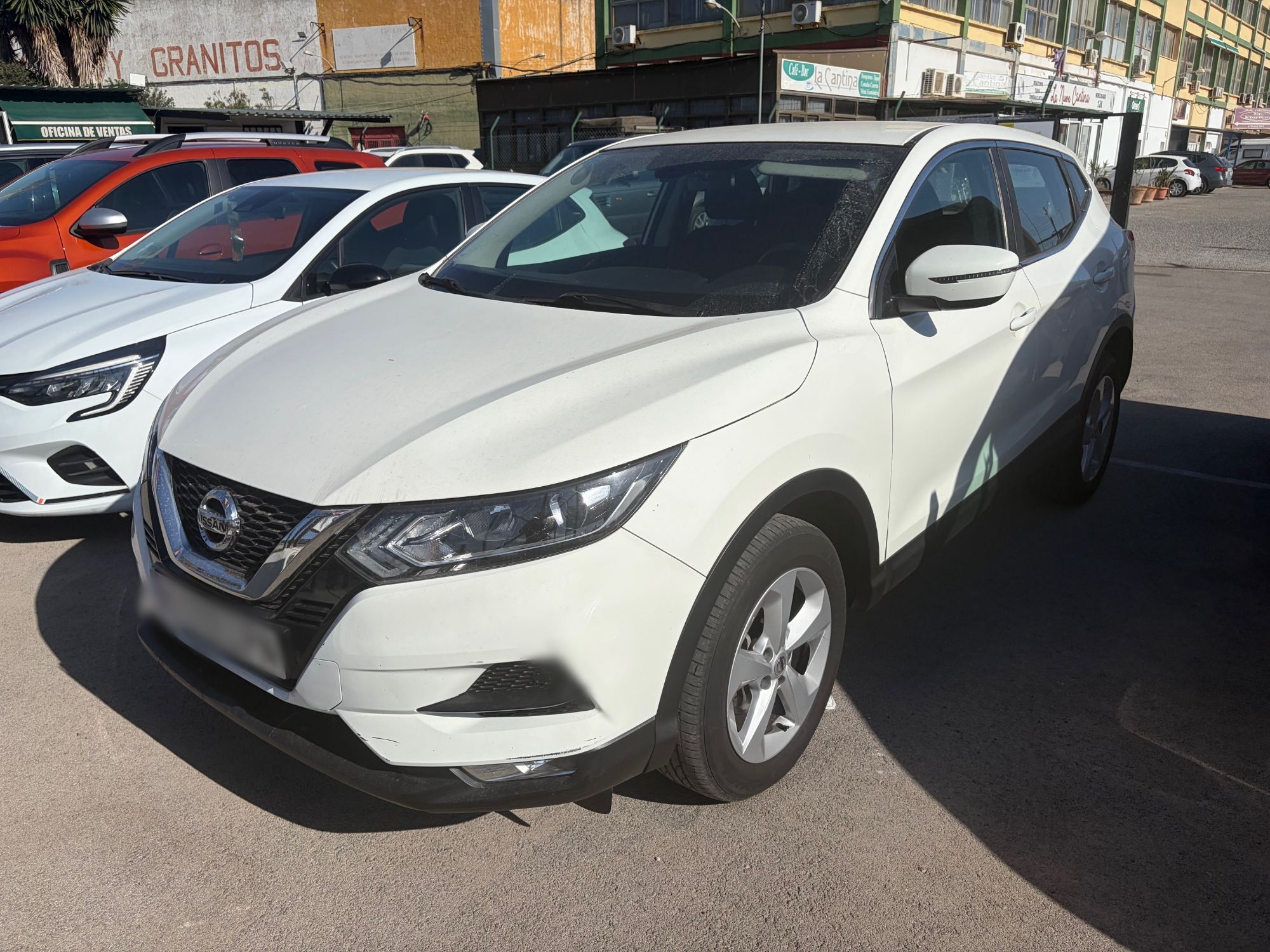NISSAN Qashqai (1.3 DIG-T Acenta 4x2 103kW) en Cádiz