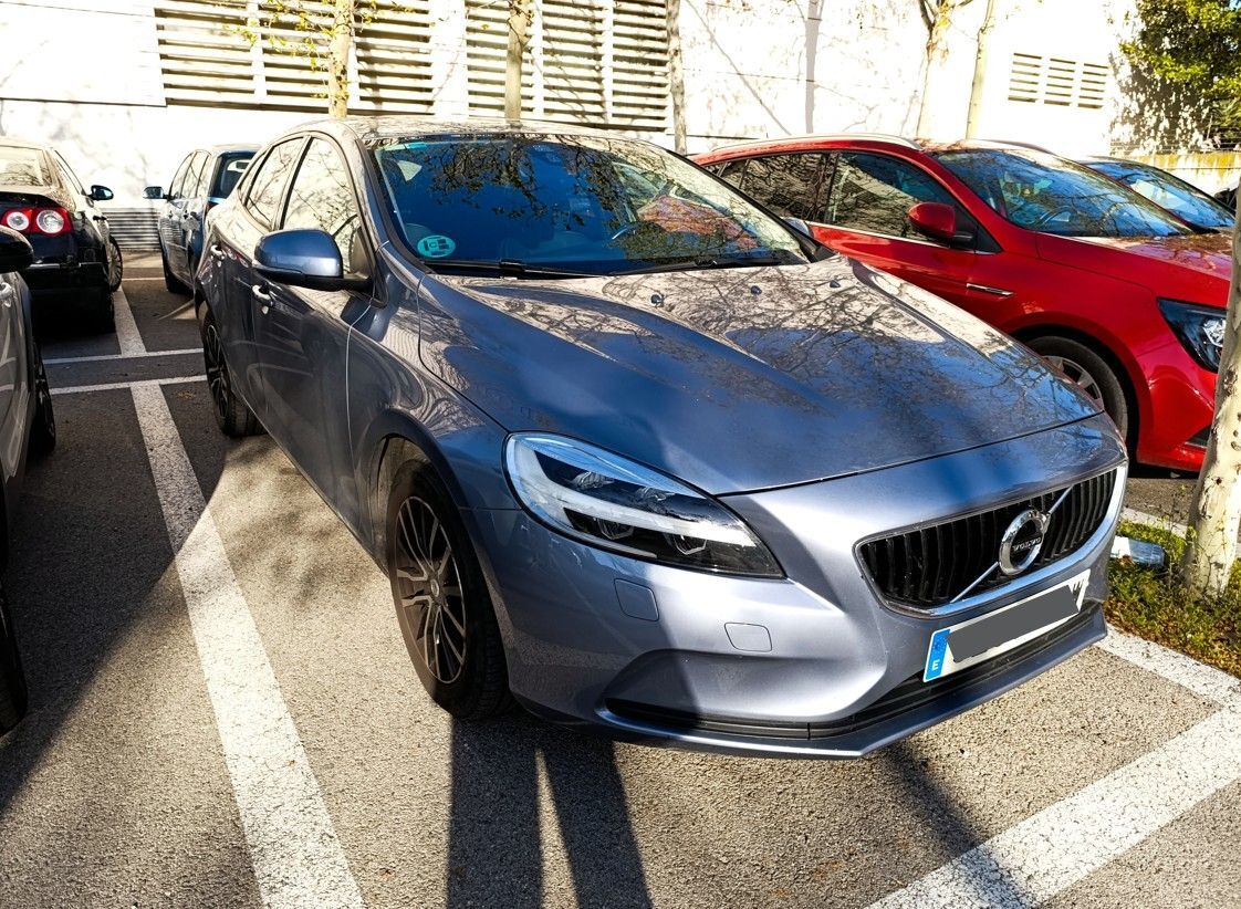 Foto del VOLVO V40 D2 Momentum 120