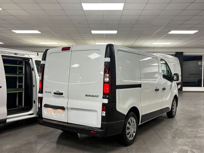 Foto del RENAULT Trafic Passenger 2.0dCi Energy Blue 88kW