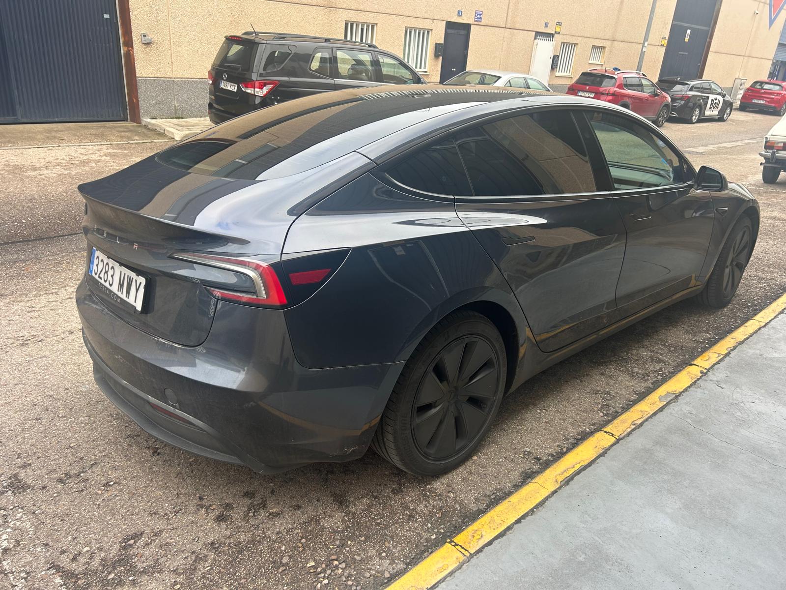 Foto del TESLA Model 3 Standard Range Premium RWD