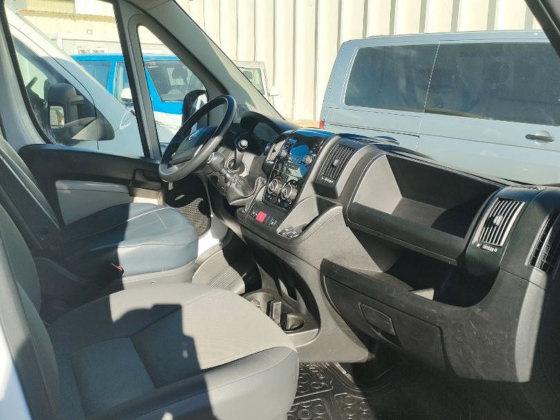 Foto del FIAT Ducato Fg. 33 2.0Mjt LPEGR Medio T.Alto 85kW