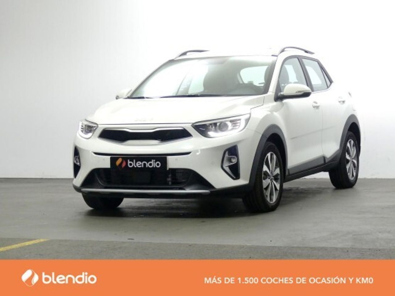 KIA Stonic (1.0 T-GDI MHEV IMT 74KW DRIVE 100 5P) en Cantabria