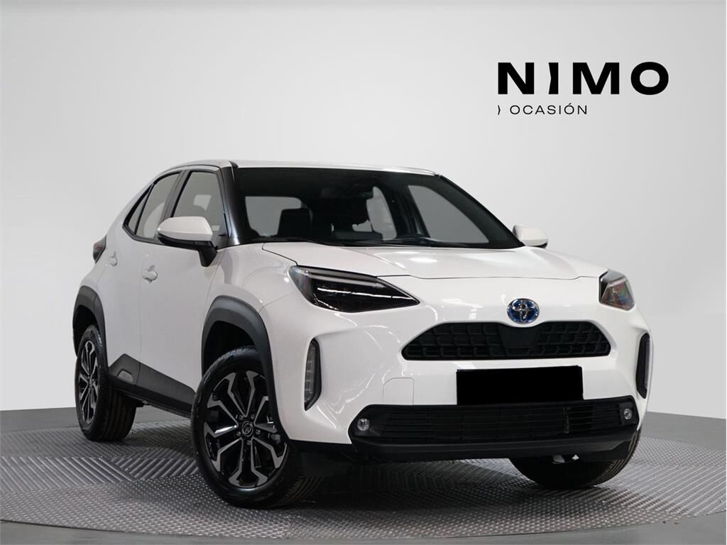 TOYOTA Yaris Cross (1.5 120H Active Tech) en Sevilla