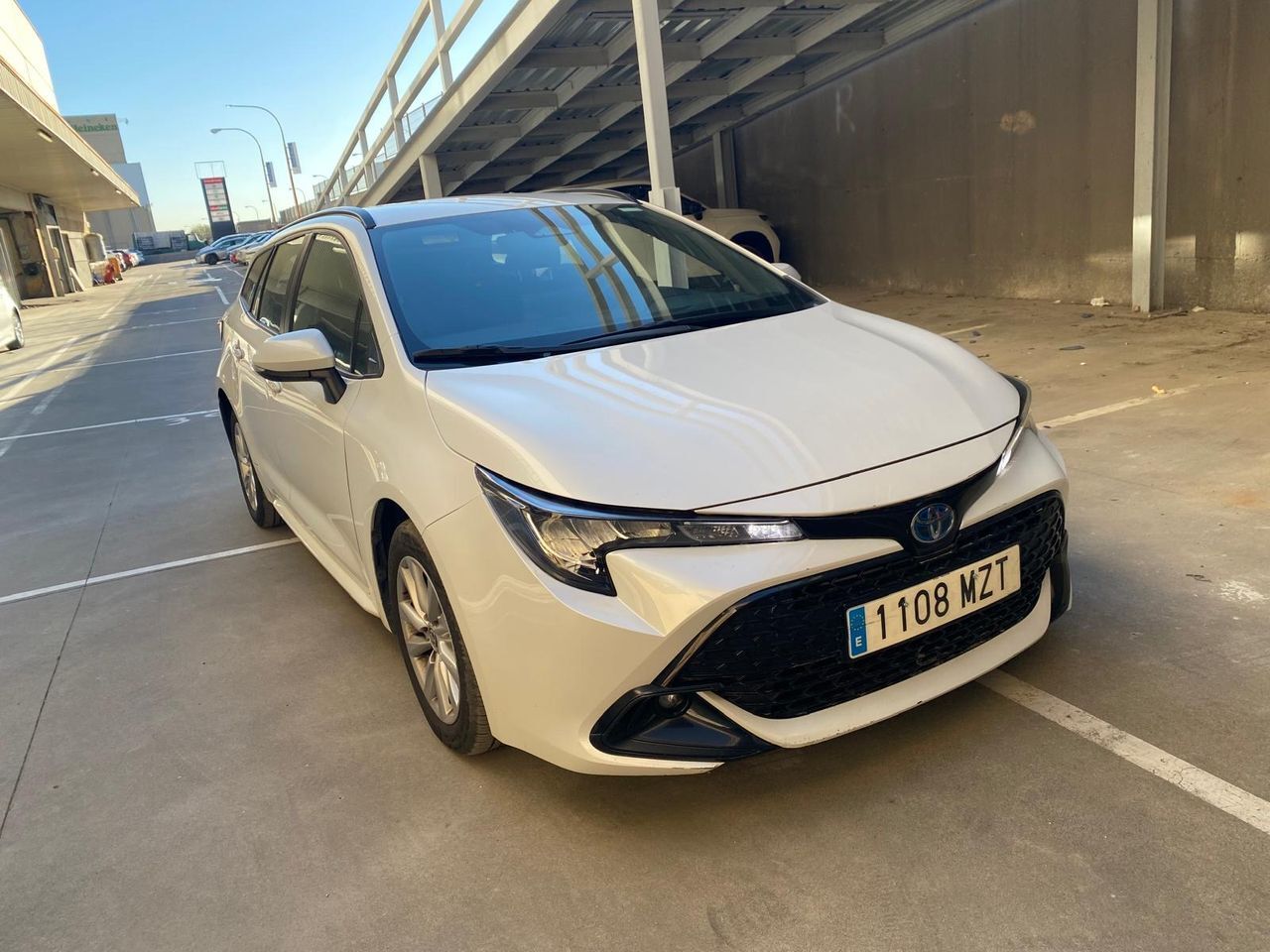 Foto del TOYOTA Corolla Touring Sports 140H Active Plus