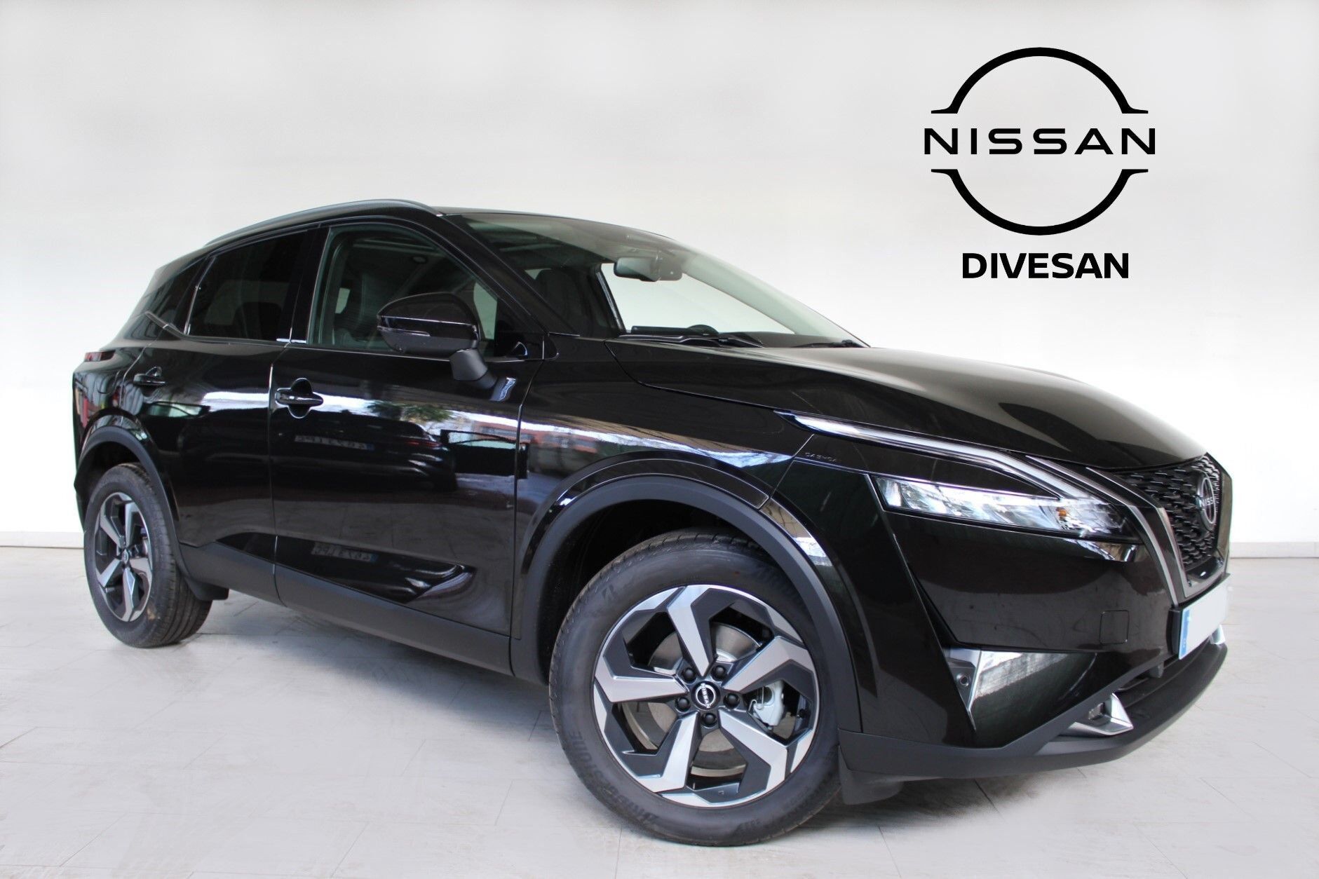 NISSAN Qashqai (1.3 DIG-T MHEV 103KW N-CONNECTA 5P) en Sevilla