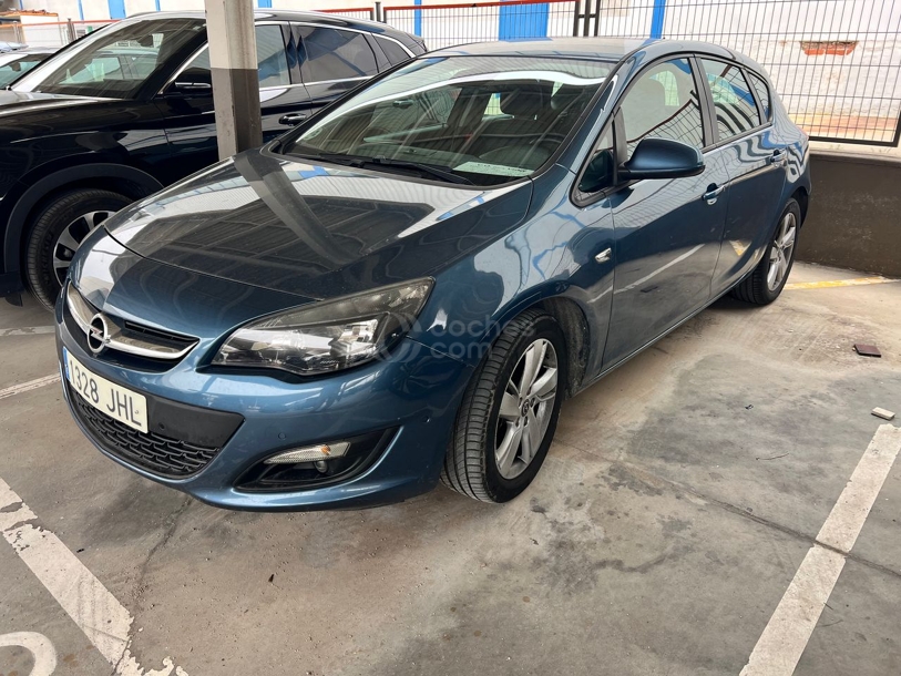 Foto del OPEL Astra 2.0CDTi S-S Selective 165 18´´