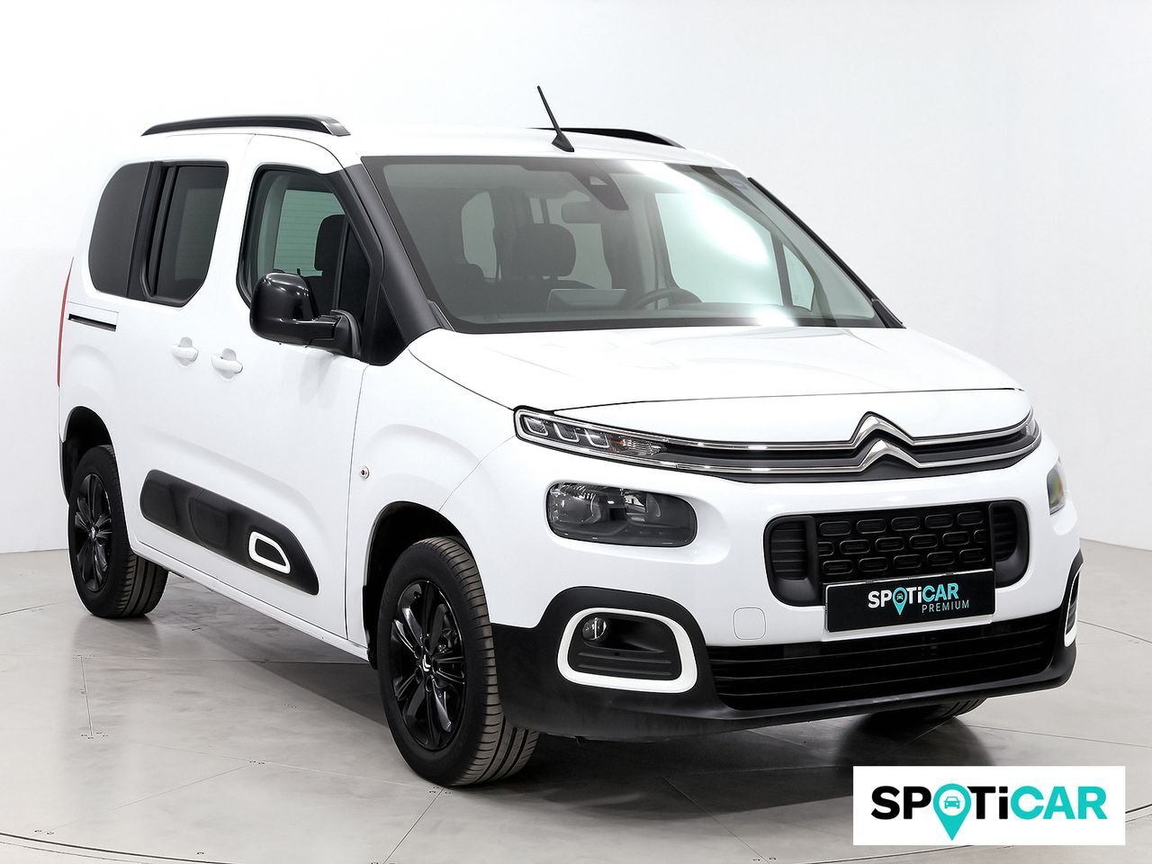 CITROEN Berlingo (1.5 BLUEHDI 100 TALLA M SHINE 5P) en Barcelona