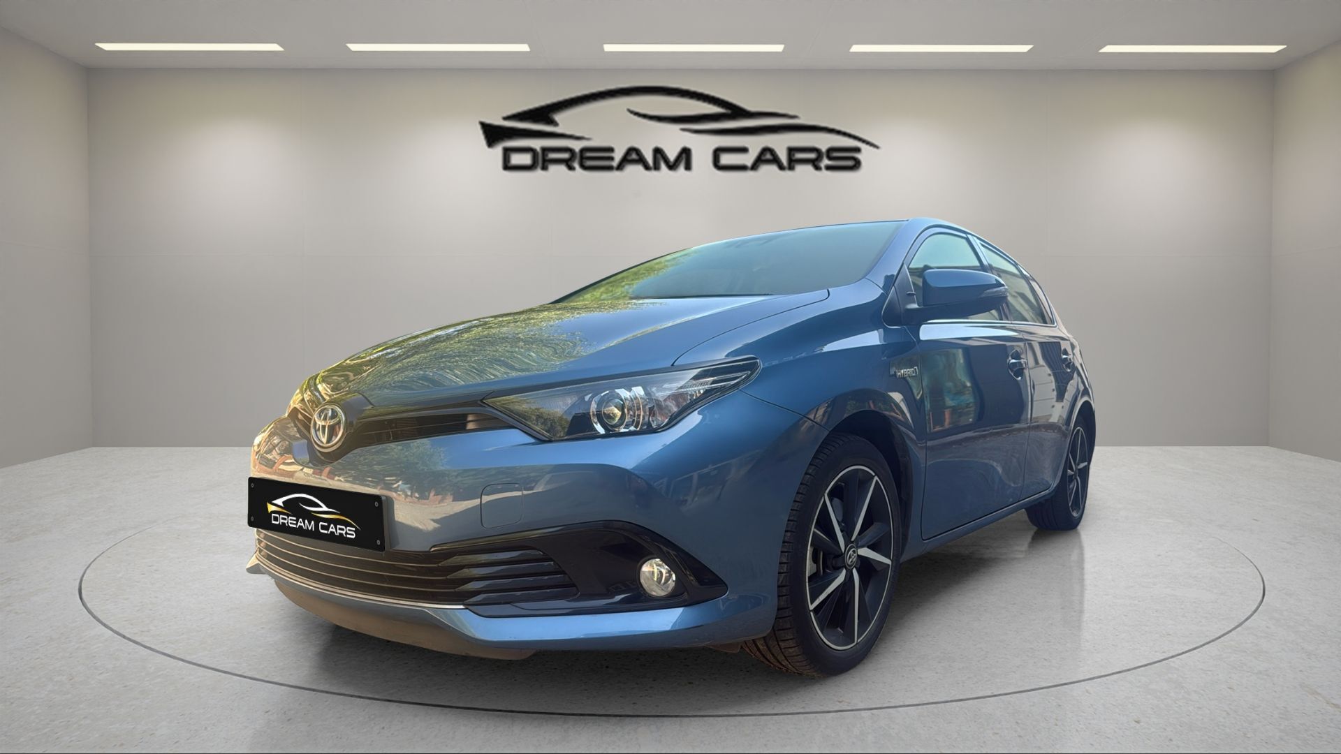 TOYOTA Auris (140H Hybrid Business 100 kW (136 CV)) en Madrid