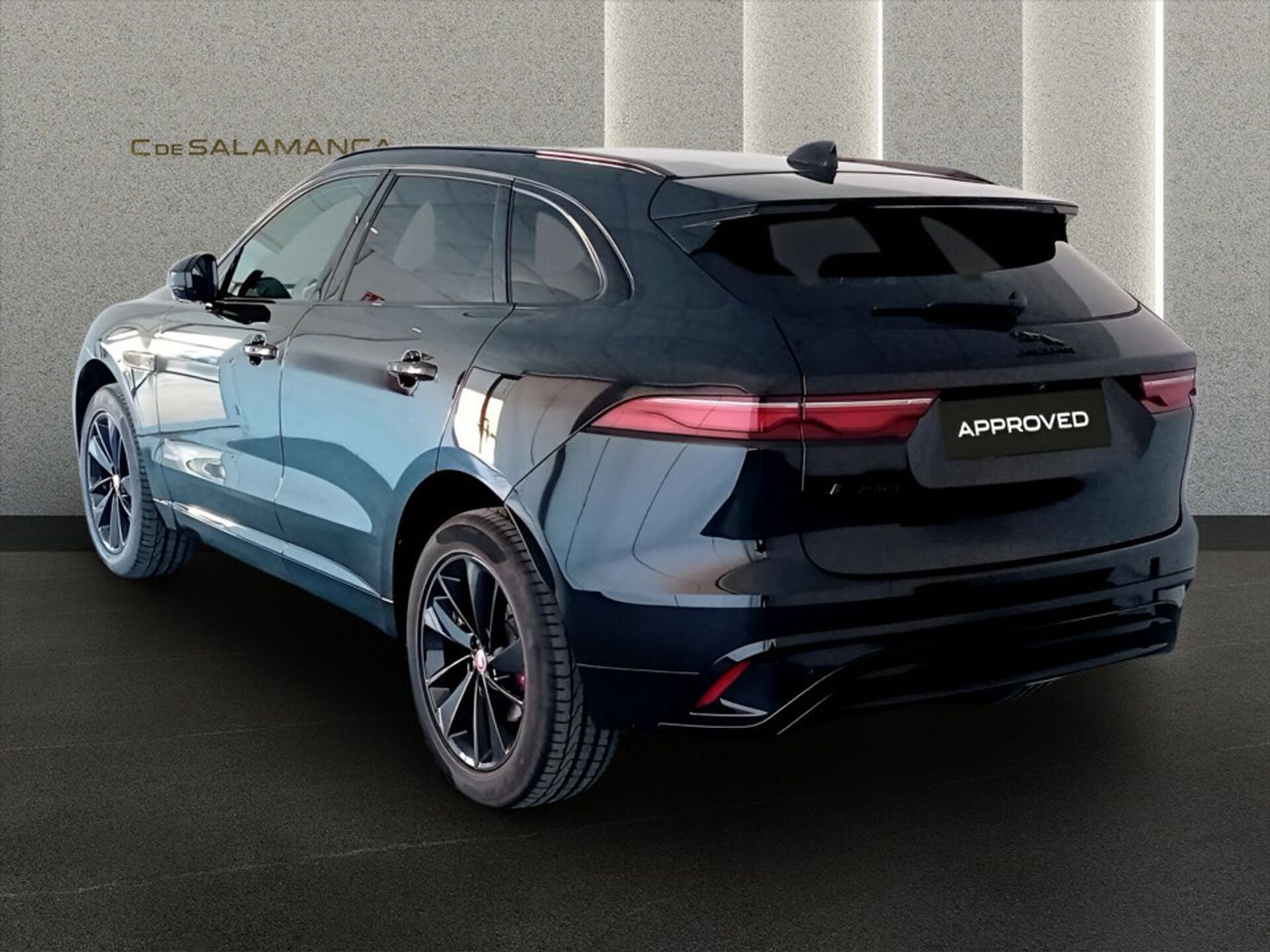 Imagen 2 de JAGUAR F-Pace