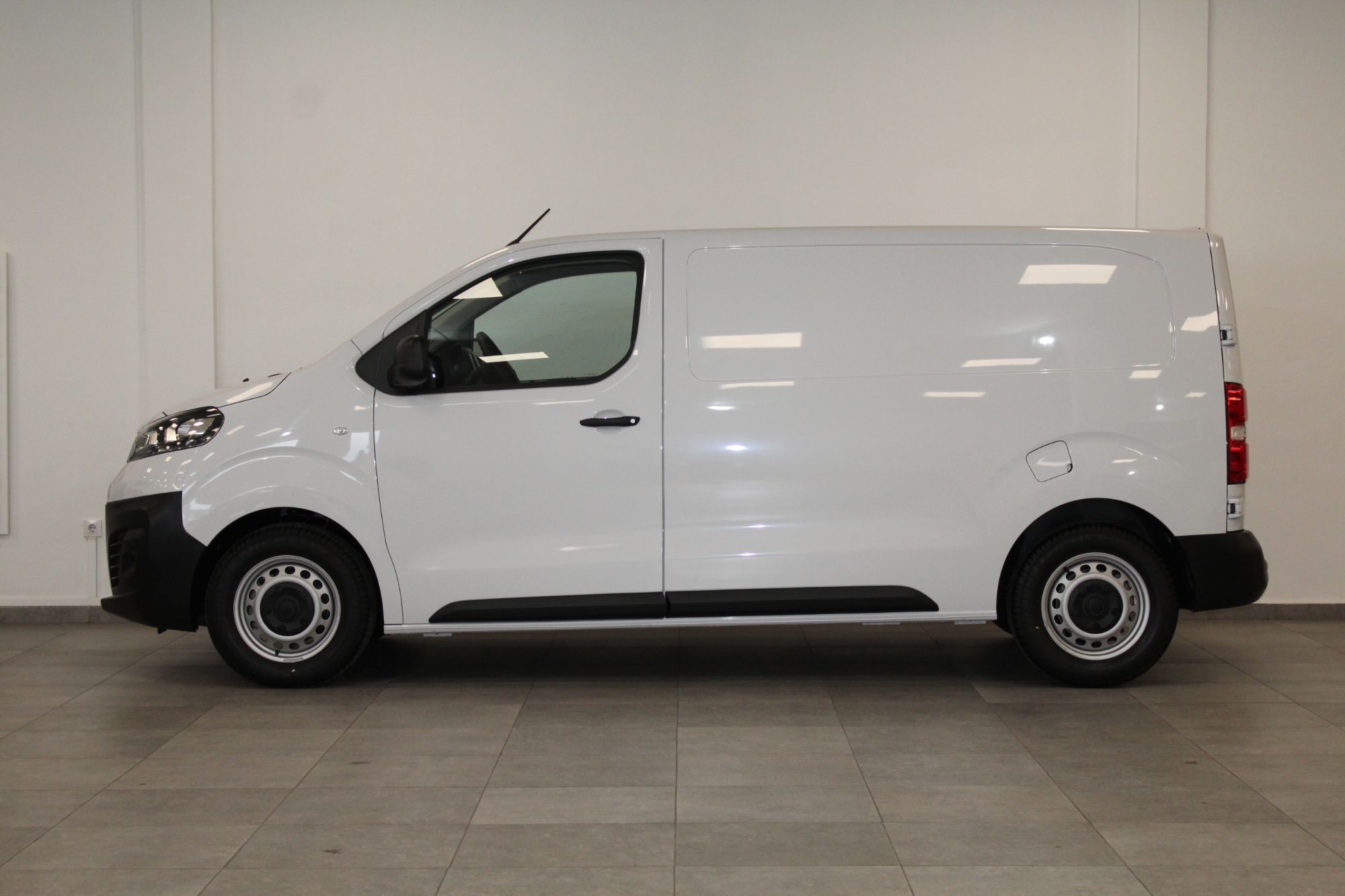 Foto del FIAT Scudo Furgón 1.5BlueHDI L2 100