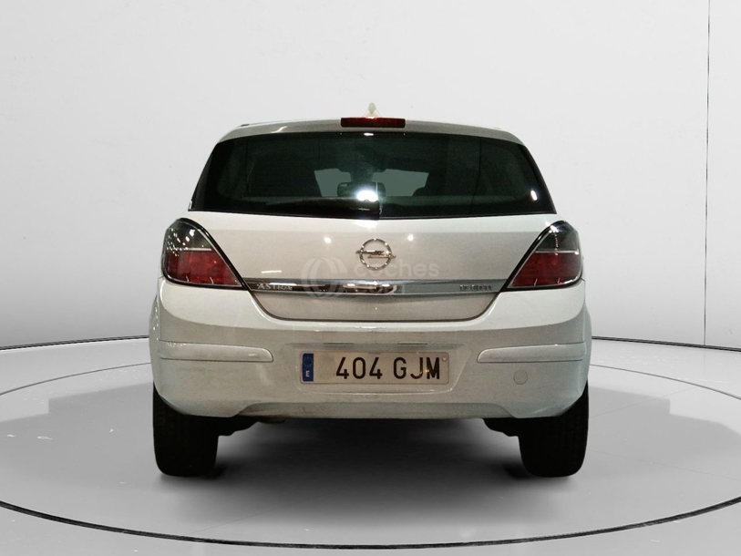 Foto del OPEL Astra 1.7CDTi Cosmo