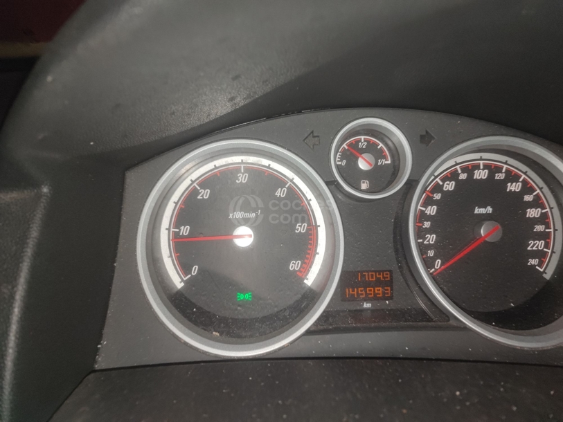 Foto del OPEL Astra 1.9CDTi Sport